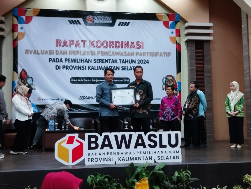 STIE Nasional banjarmasin Ikuti Rakor Evaluasi Pengawasan Partisipatif Bawaslu Kalsel