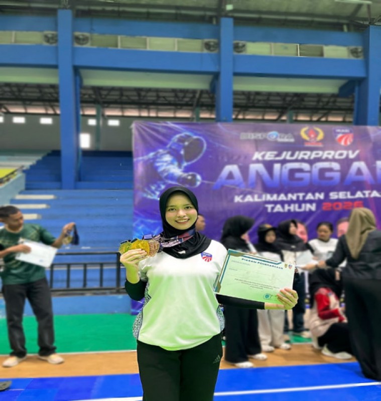 Kontingen Anggar Banjarmasin tampil sebagai juara umum pada Kejuaraan Provinsi (Kejurprov)